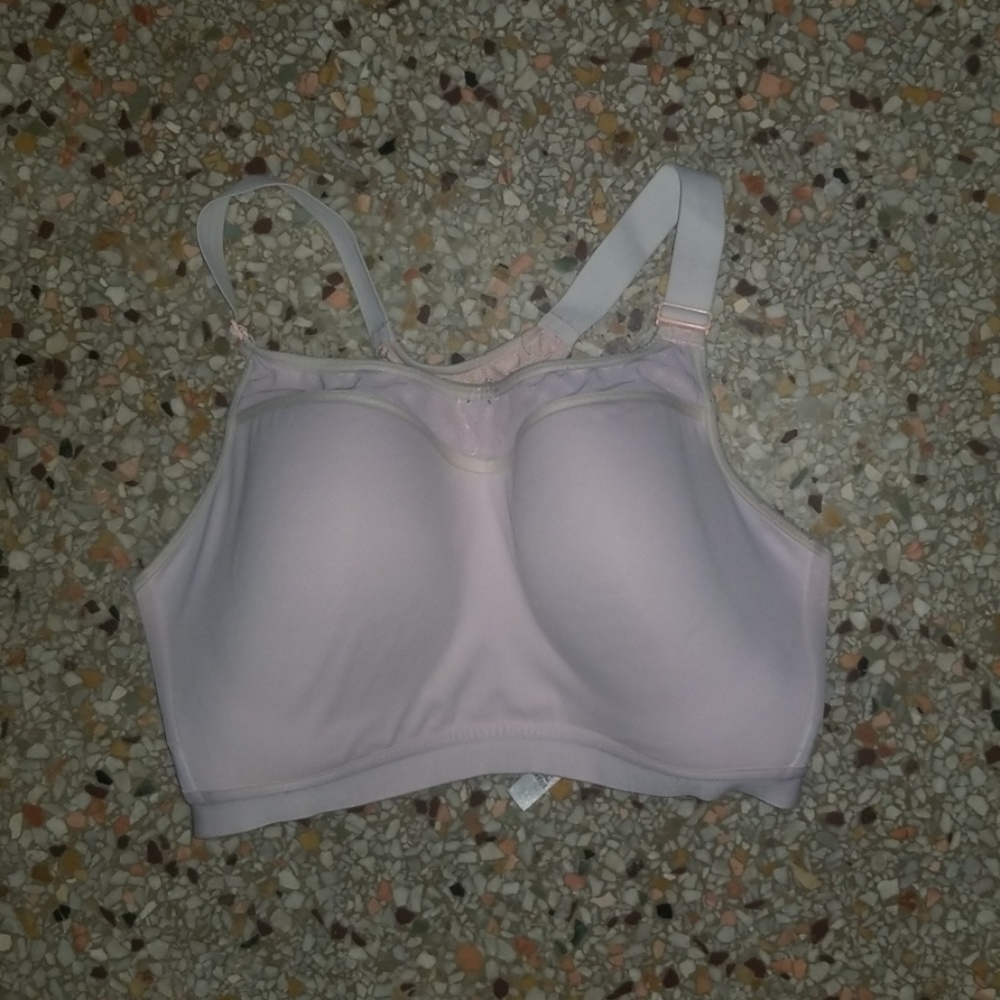 Victoria's sports bra